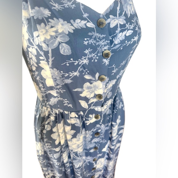 H&M Women’s Blue Floral Button Up Midi Dress w/ Adj Spaghetti Straps - size 10 - Picture 3 of 9